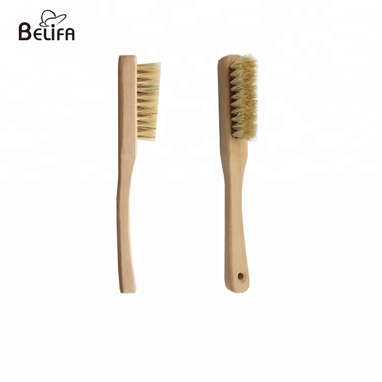 Belifa eco friendly pure natural boars hair and wood handle indoor or outdoor rock climbing brush for all holds and chalk types